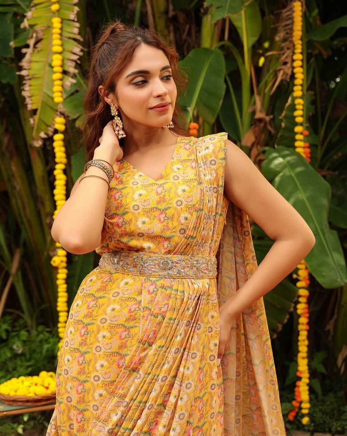 -1117Wx1400H-700288434-mustard-MODEL5