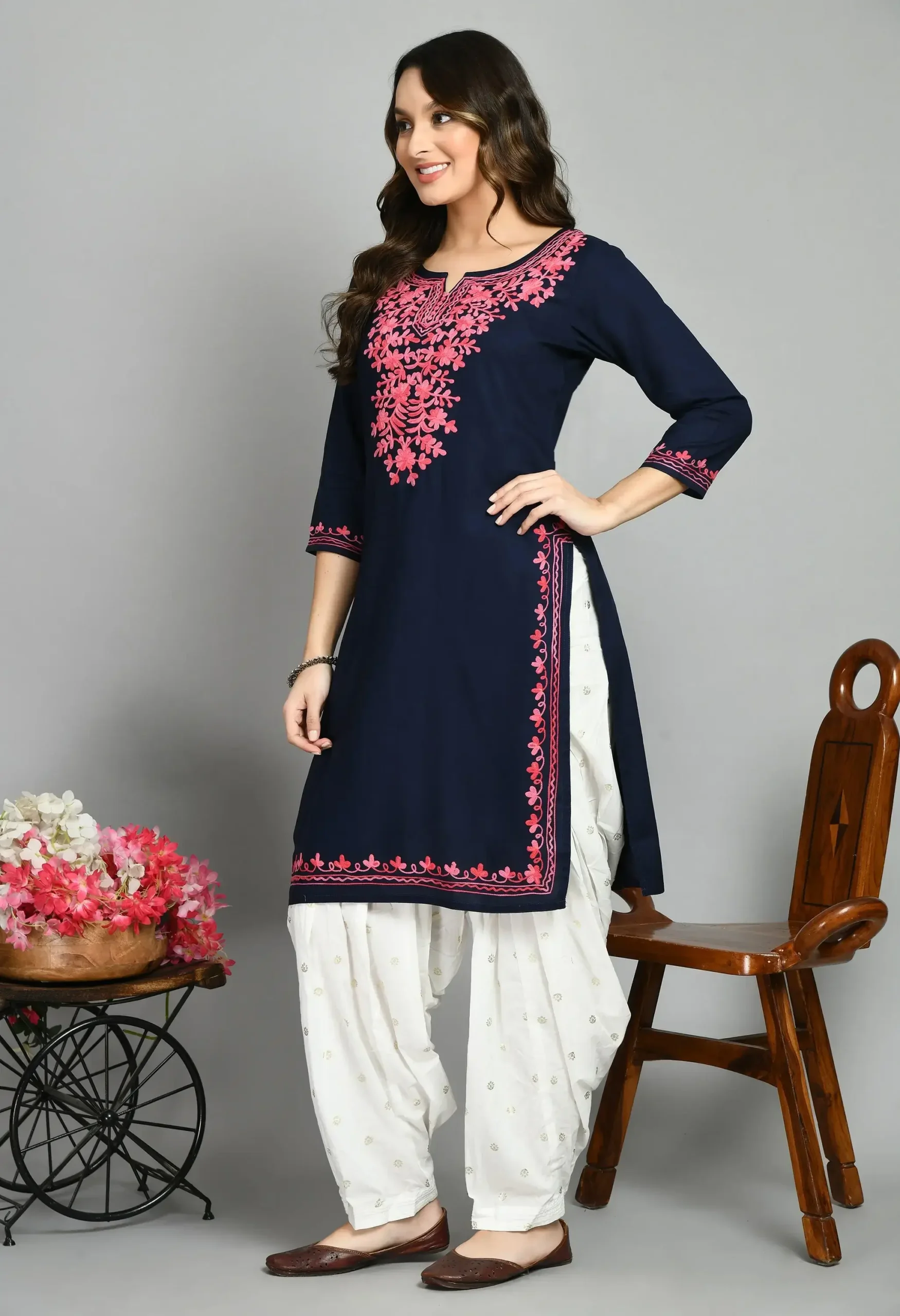 Blue-Pink-Aari-Long3-scaled-1.webp