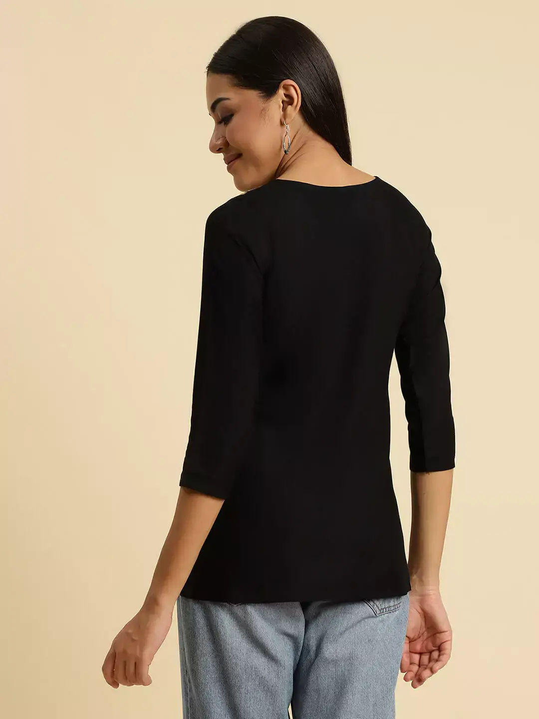 aiza-aari-black-short-kurti4.webp