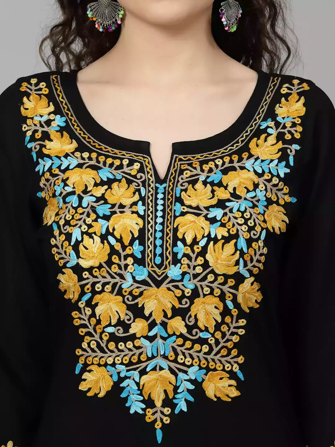black-330-aari-long4.webp