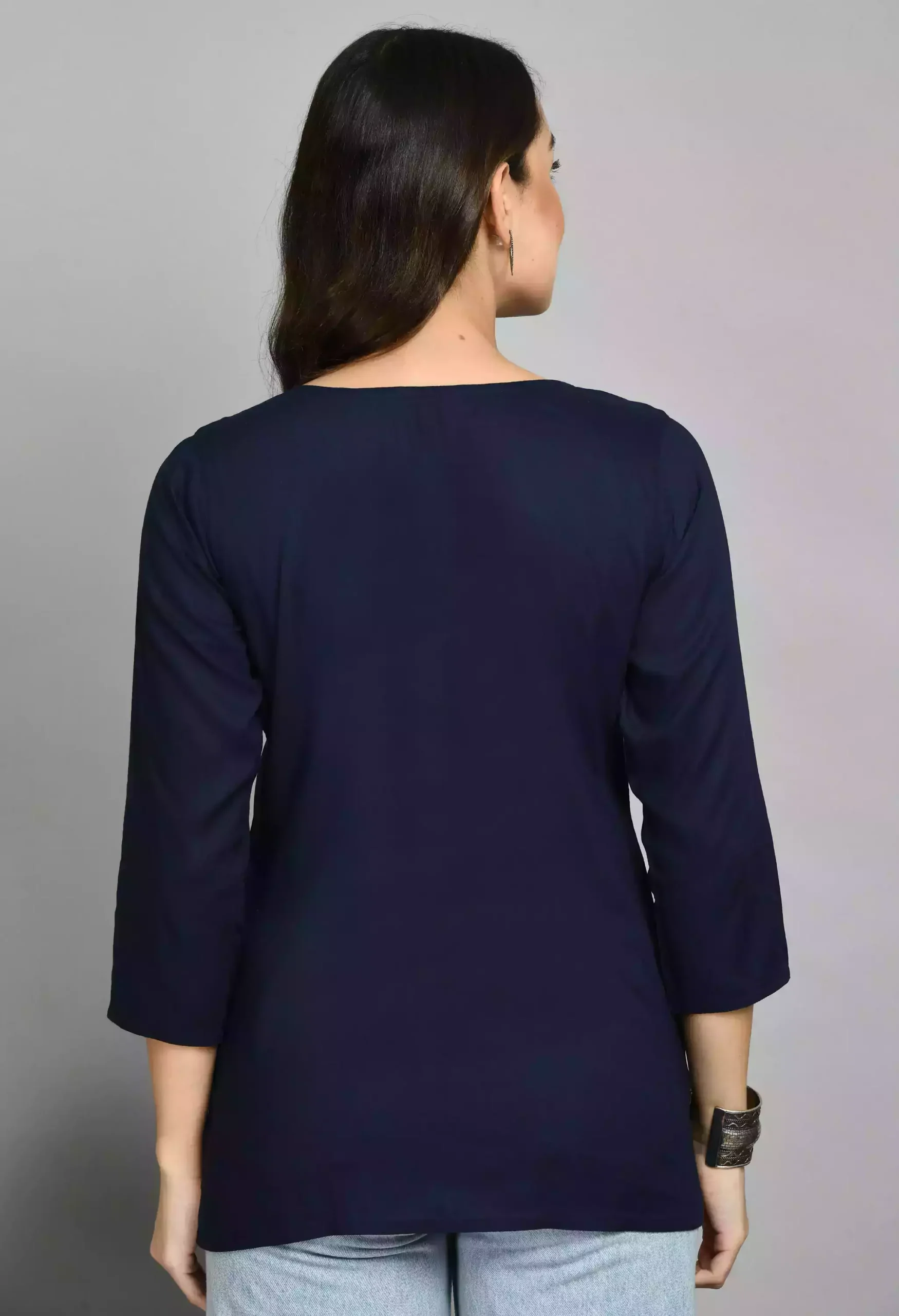 blue-pink-aari-short5-scaled-1.webp
