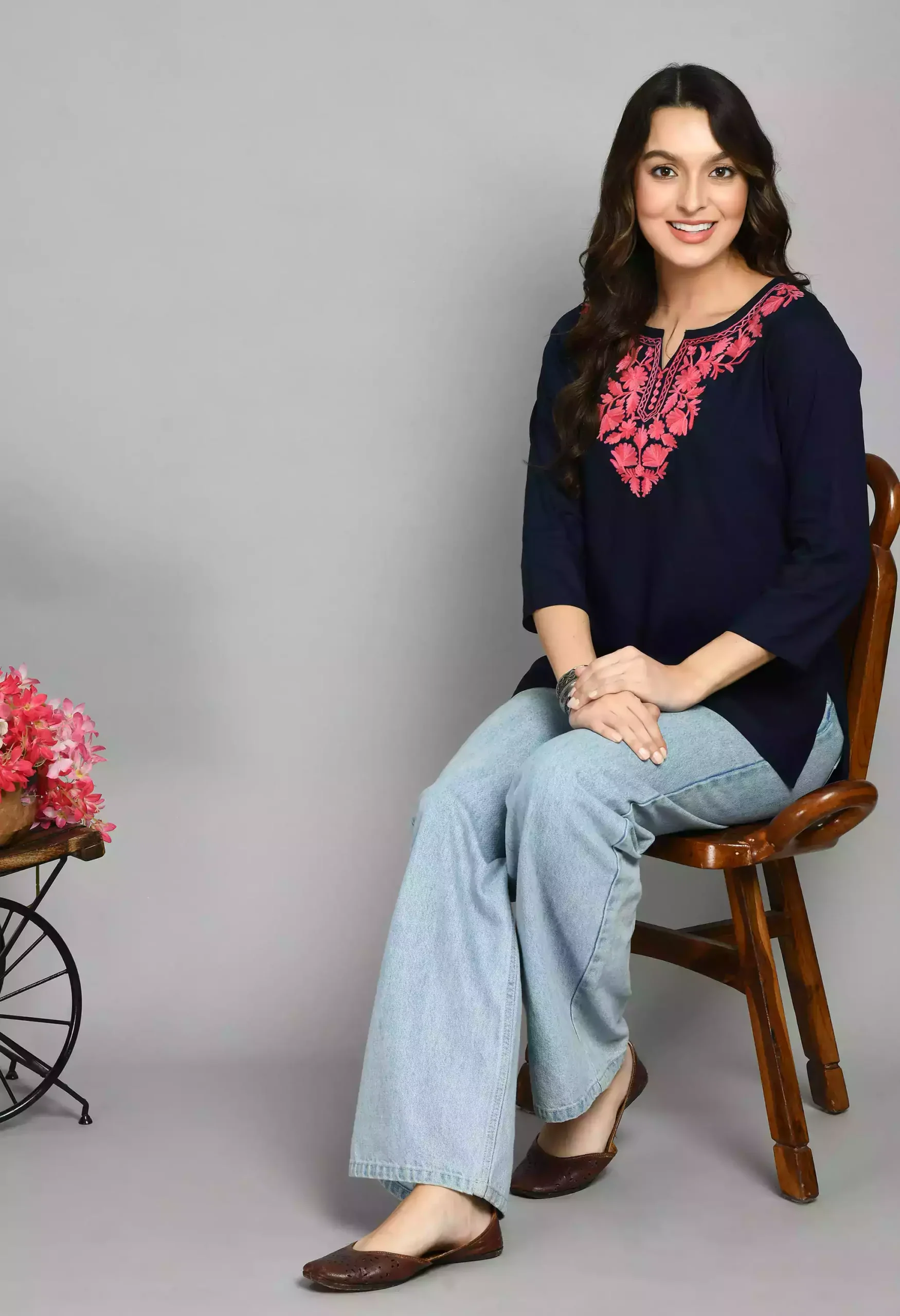 blue-pink-aari-short6-scaled-1.webp