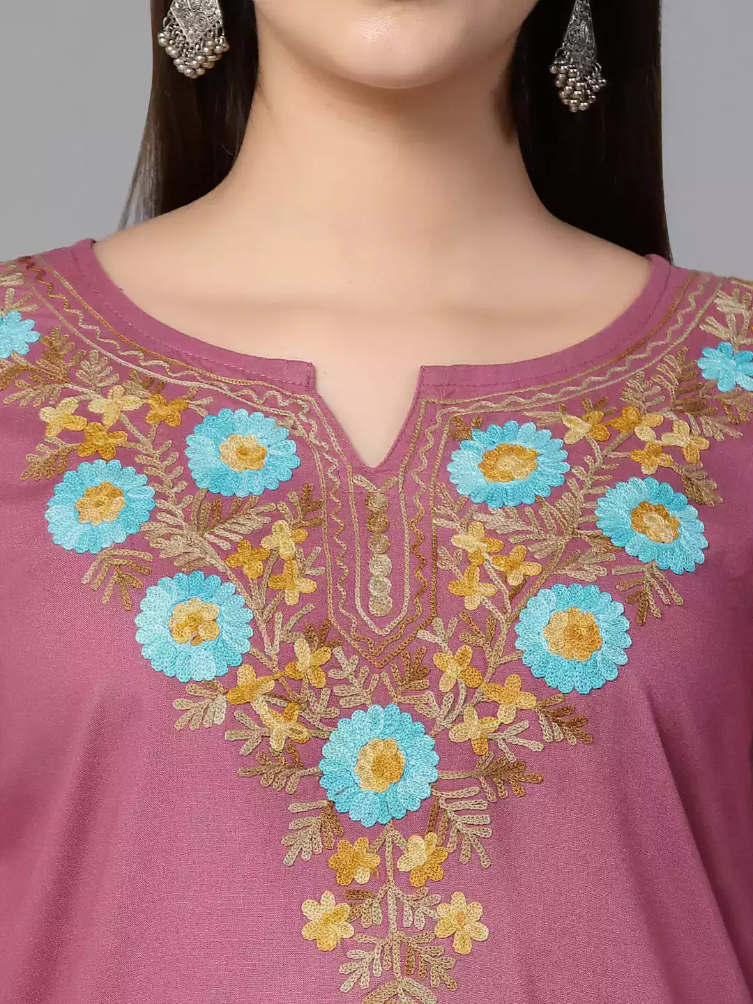 israa-aari-pink-short-kurti4-1.webp