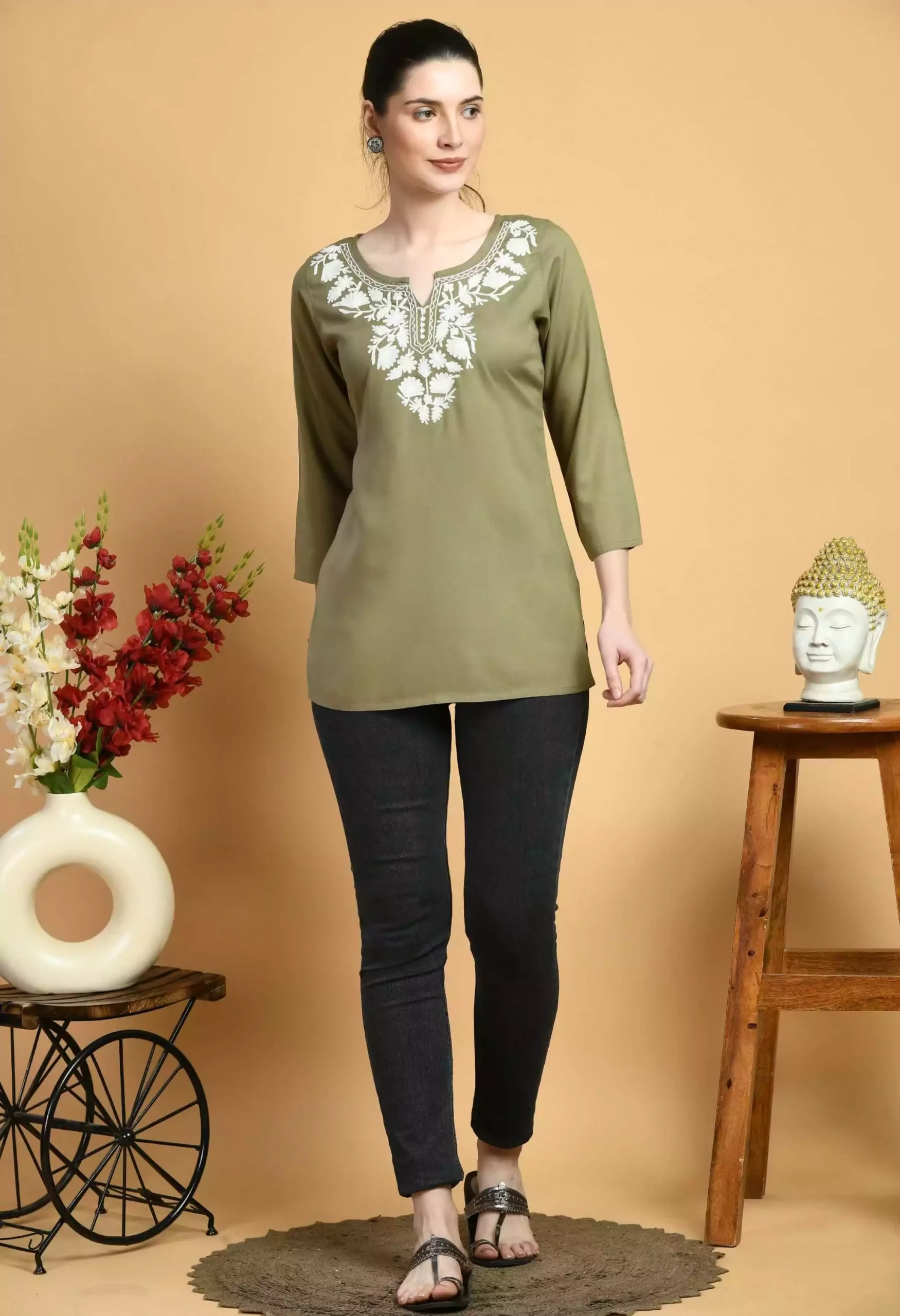 olive-off-white-short6-scaled-1.webp