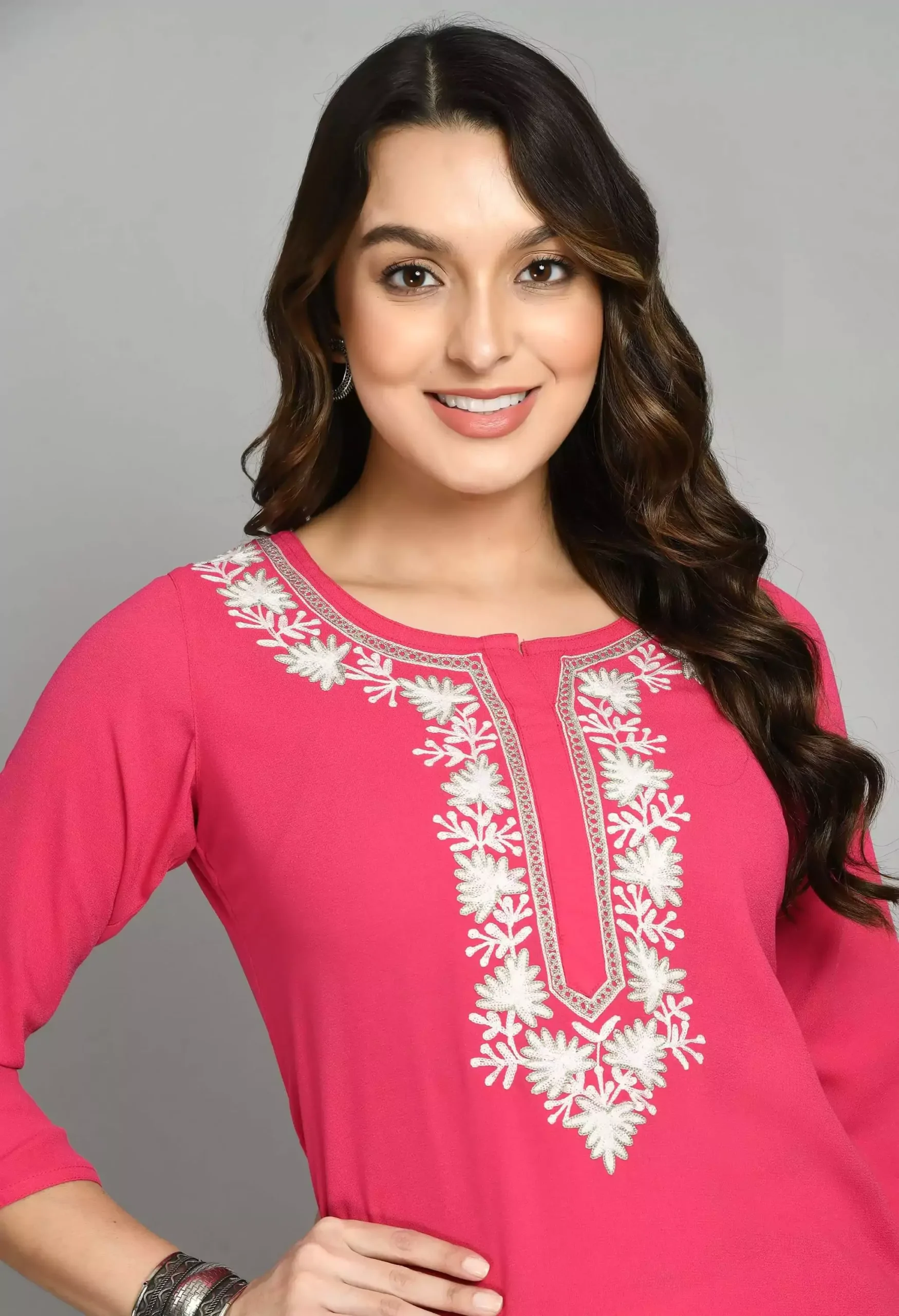 pink-geogette-aari-long4-scaled-1.webp
