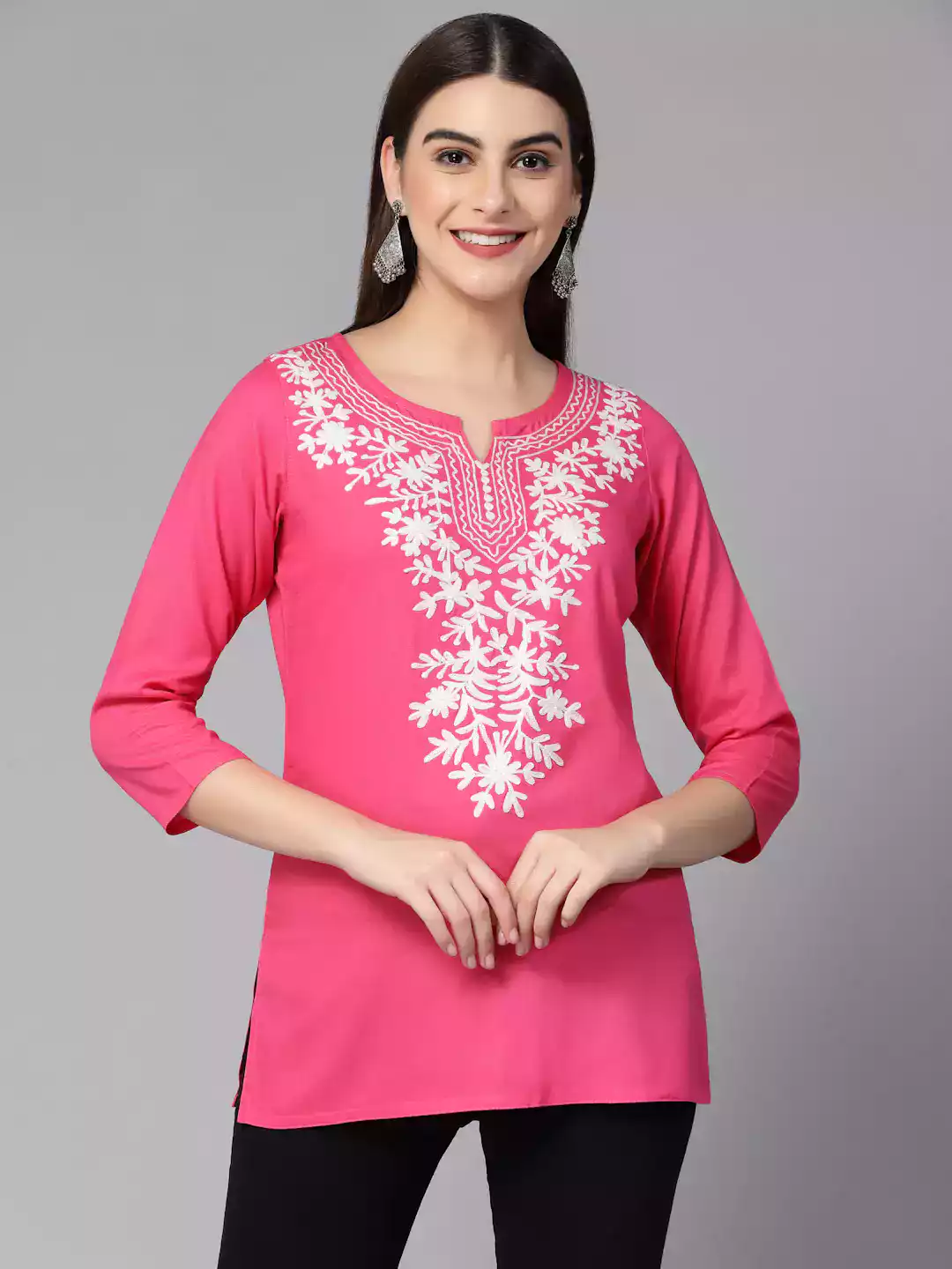 pink-offwhite-aari-short1.webp