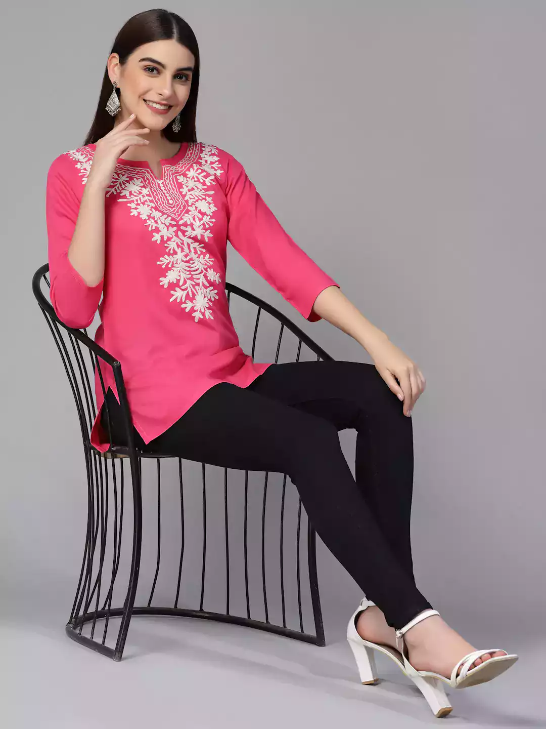 pink-offwhite-aari-short6.webp