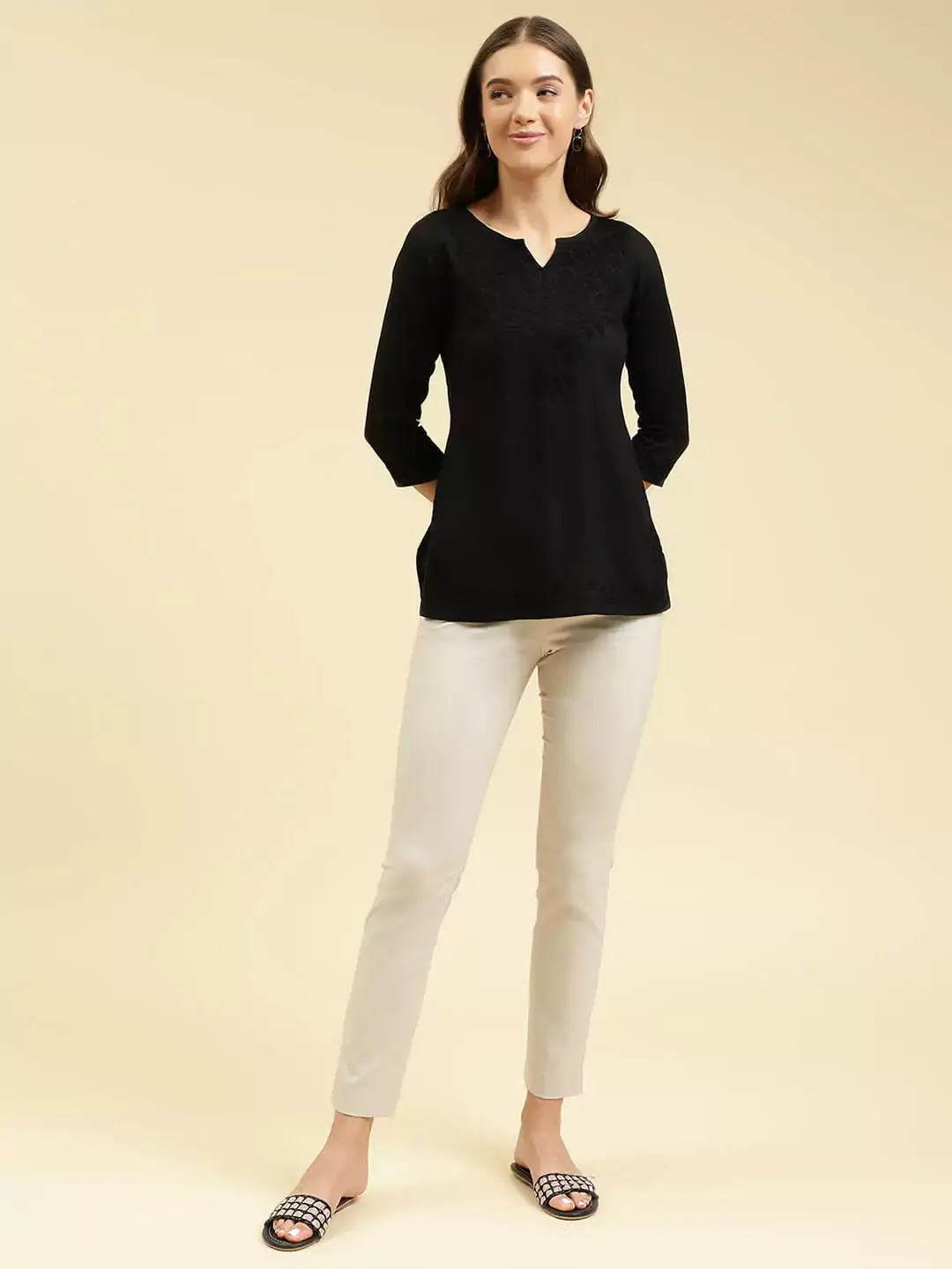 zahra-black-self-aari-short5.webp