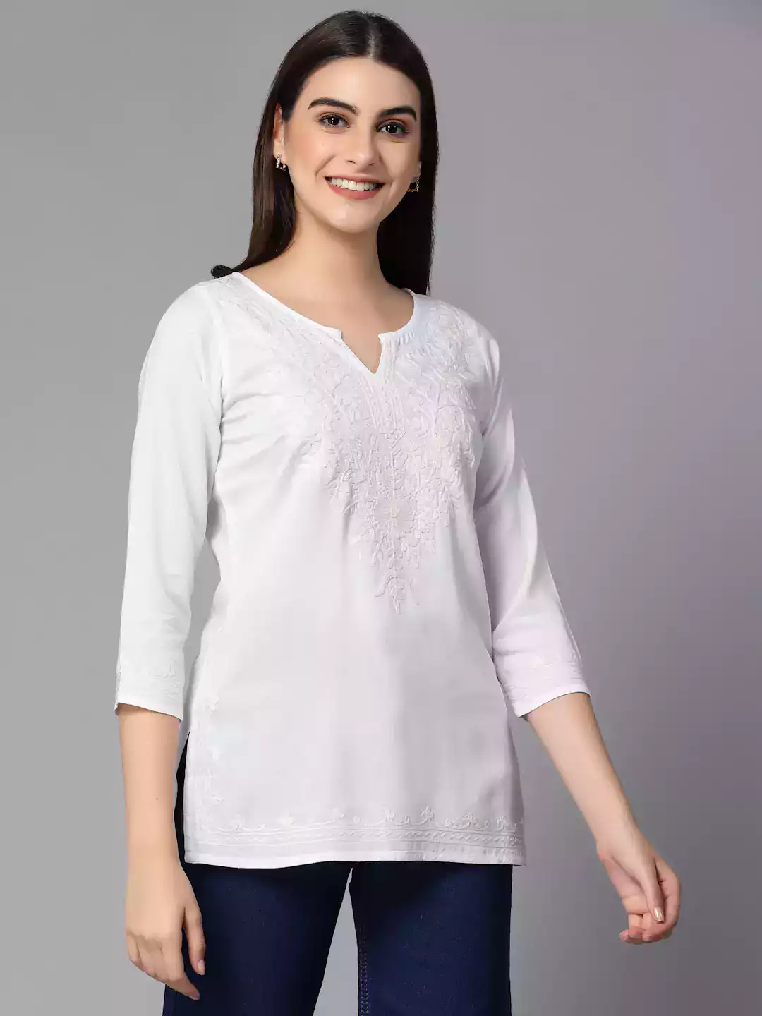zahra-white-self-aari-short3.webp
